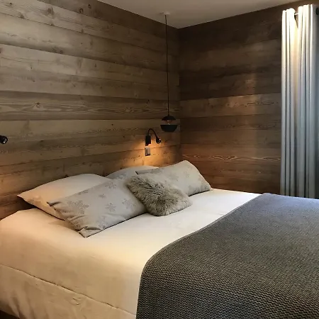 Rois Mages C 4 Apartment